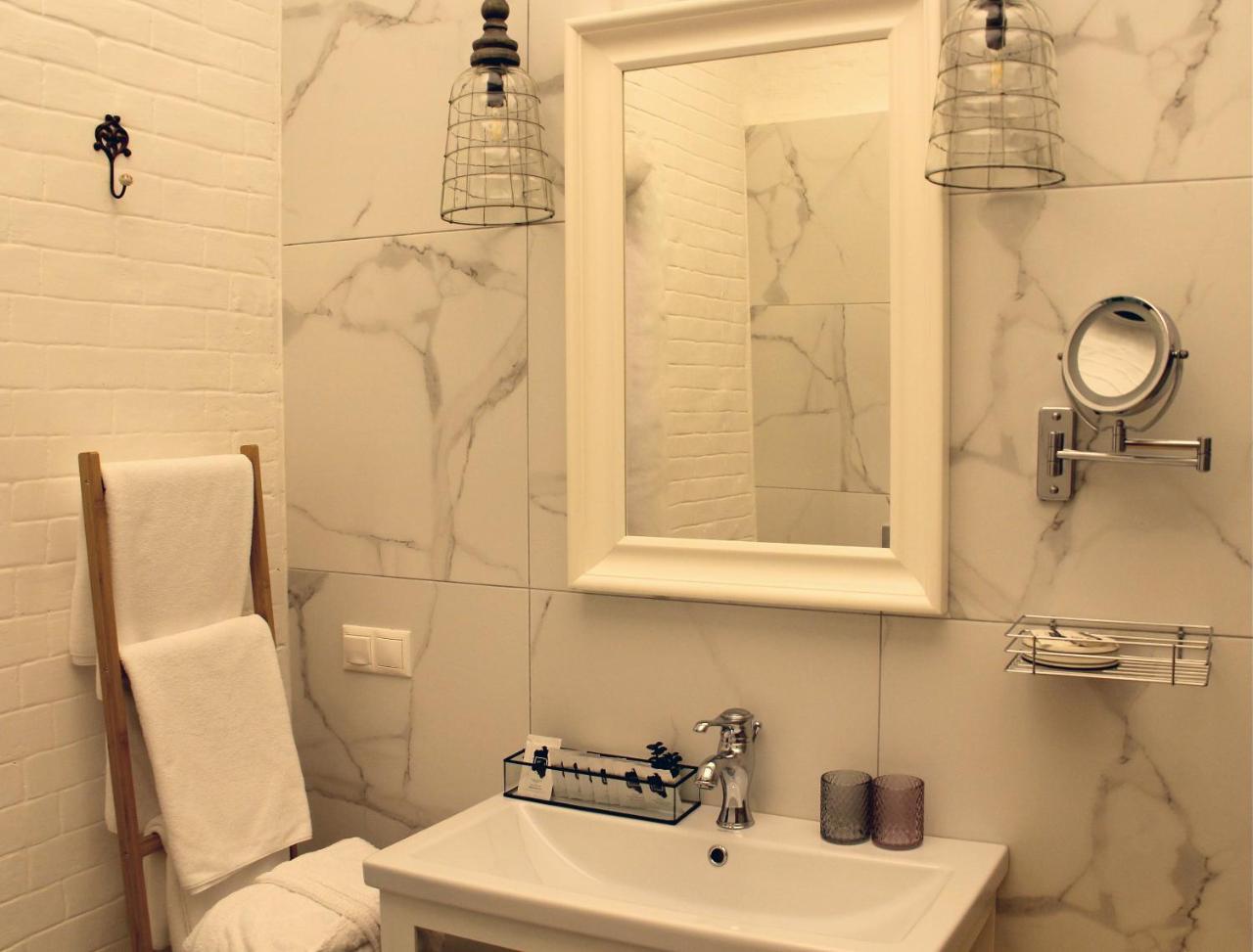 Manna Boutique Hotel (Adults Only) Kiev Eksteriør bilde