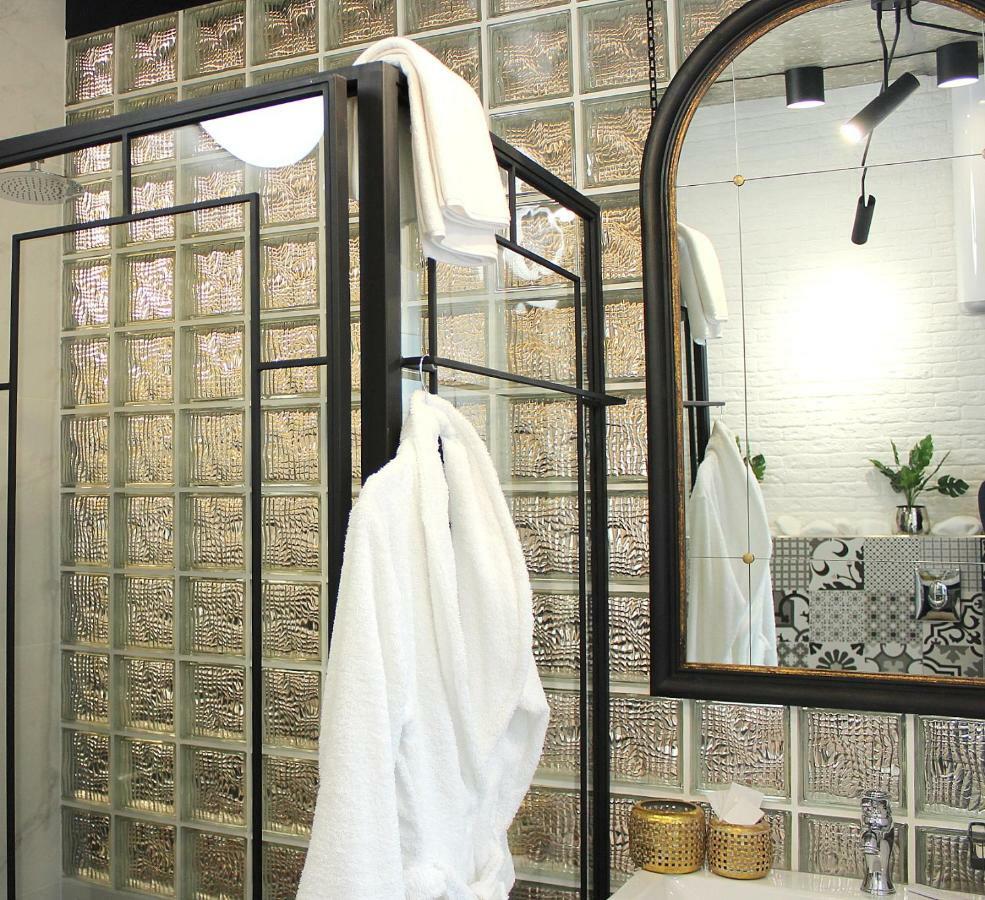 Manna Boutique Hotel (Adults Only) Kiev Eksteriør bilde